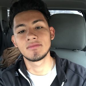 Meet your Posher, Luis